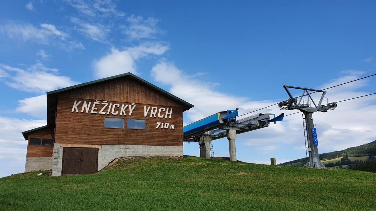 Knezice 25, Chalupa V Krkonosich Vrchlabi Bagian luar foto